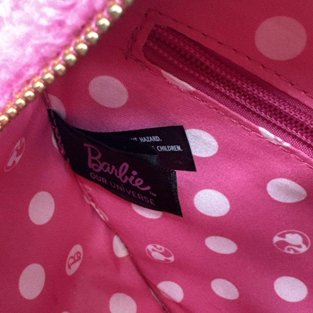 Barbie Our Universe Heart Figural Pink Sherpa Crossbody Bag - Picture 9 of 10